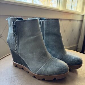 Sorel Gray Ankle Boots